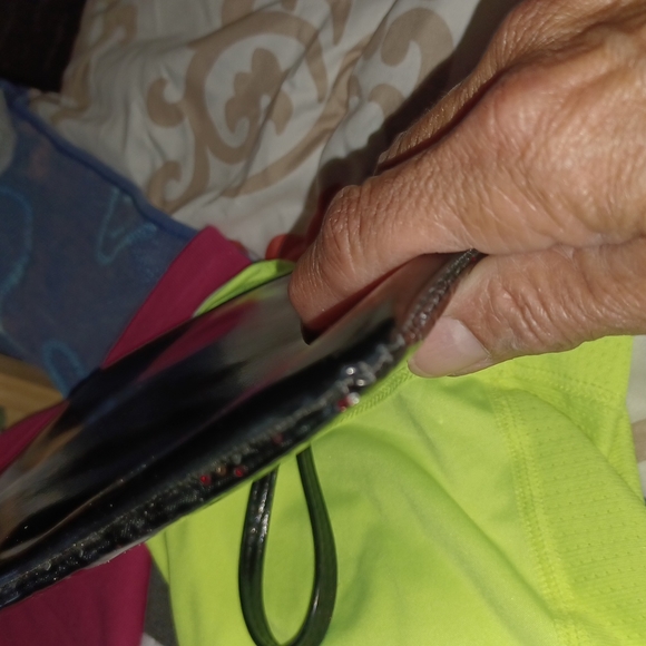 😁3/$12 VS makeup bag - Picture 6 of 6